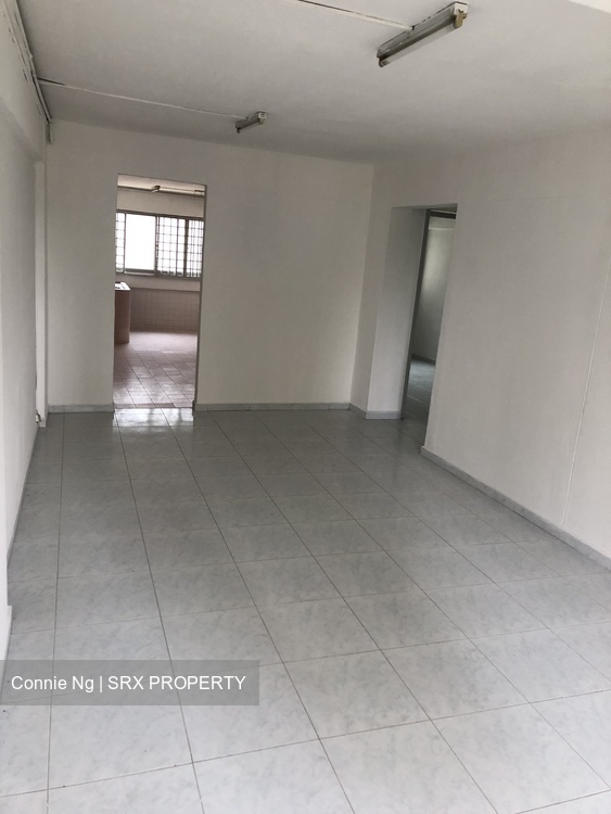 Jurong East Street 32 thumbnail photo